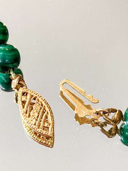 Vintage 14K Yellow Gold Green Malachite Bead Carved Pendant Necklace