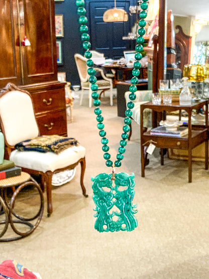Vintage 14K Yellow Gold Green Malachite Bead Carved Pendant Necklace