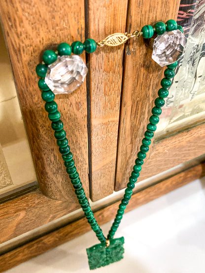 Vintage 14K Yellow Gold Green Malachite Bead Carved Pendant Necklace