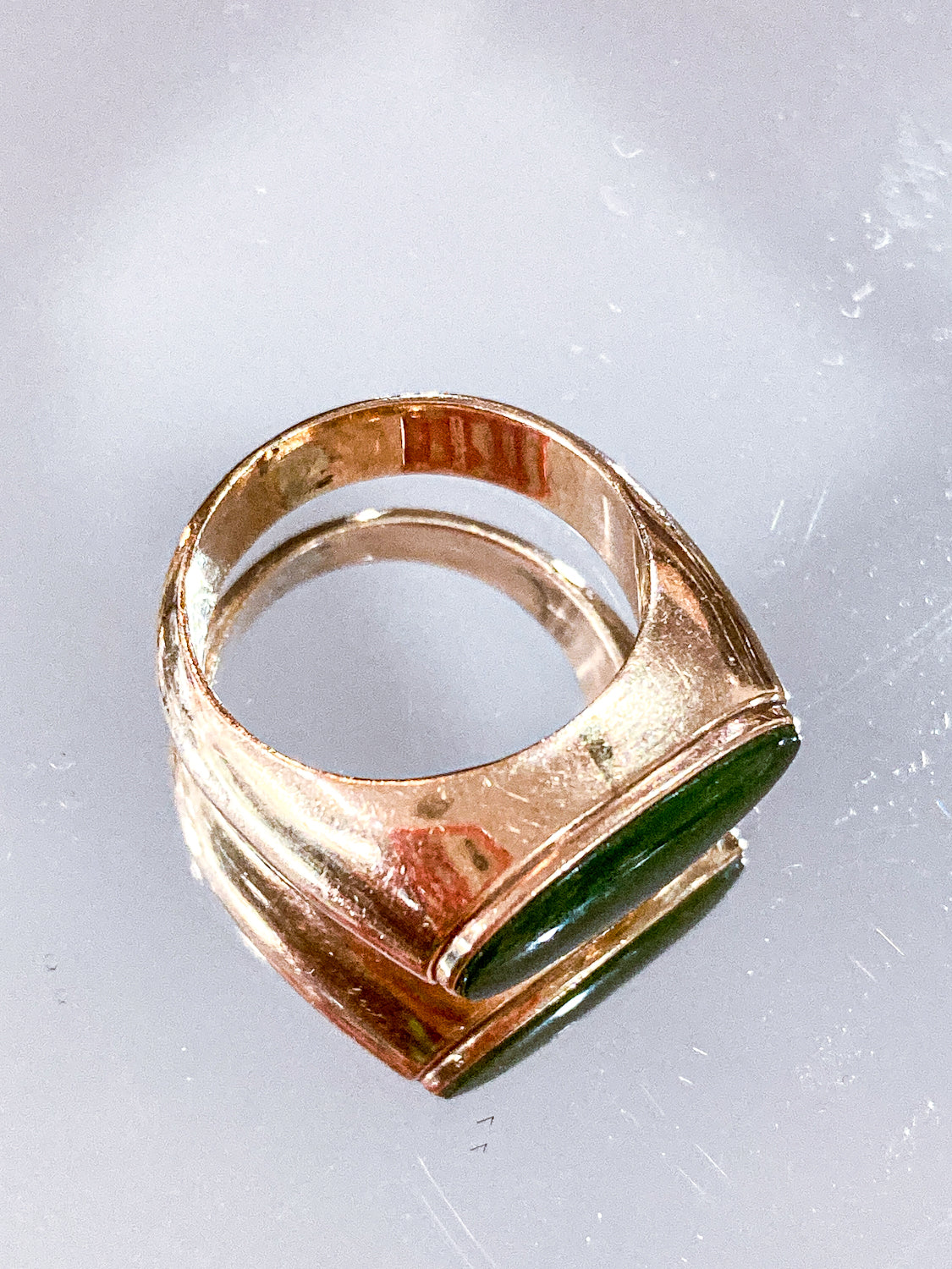 Timeless Vintage 14K Yellow Gold Oval Green Jade MCM Mod Ring