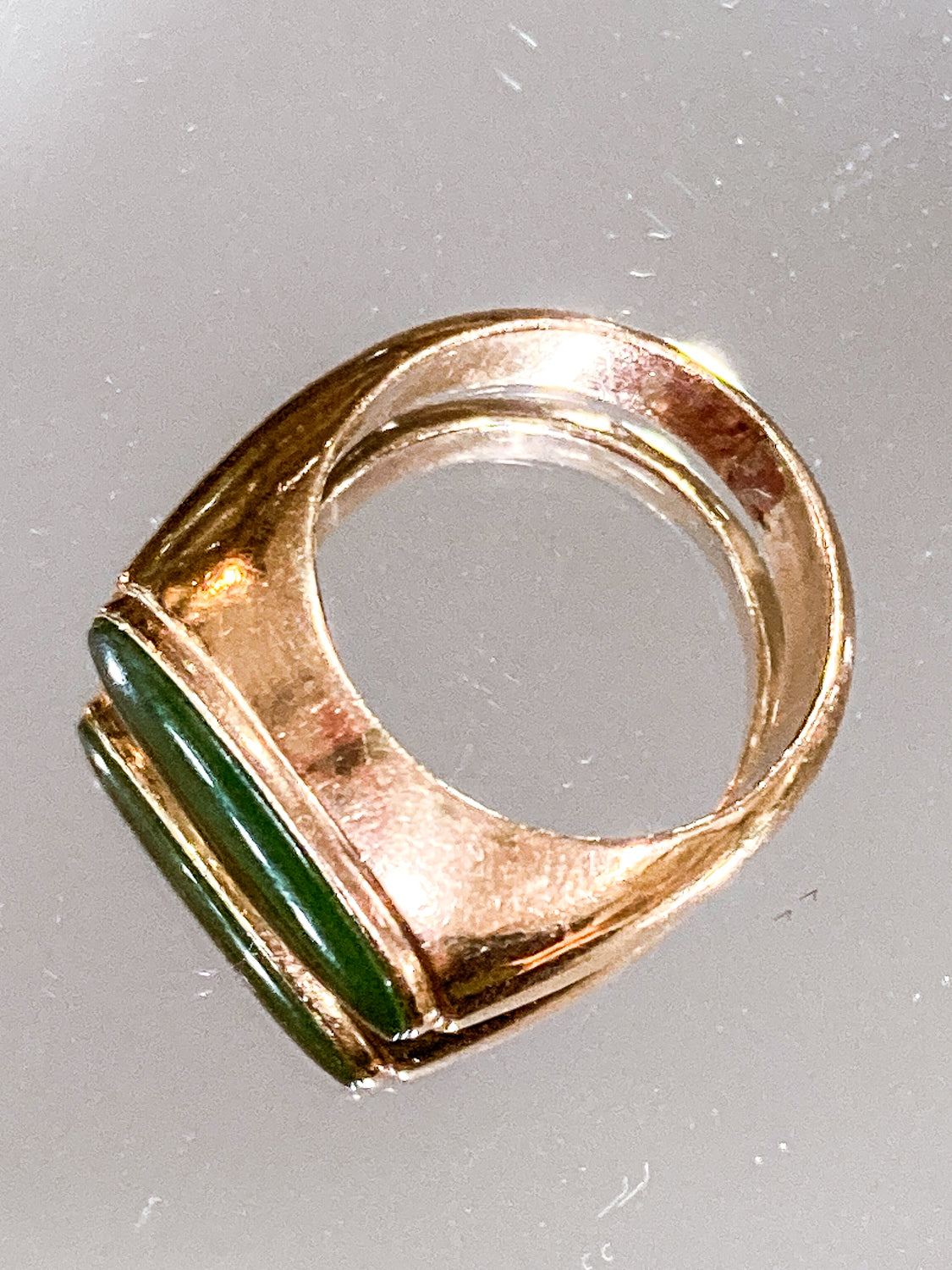 Timeless Vintage 14K Yellow Gold Oval Green Jade MCM Mod Ring