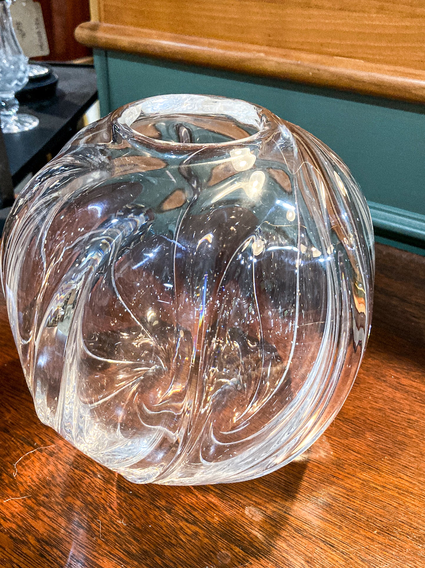 Vintage 1940s Libbey Clear Glass Rose Spherical Swirl Bowl Vase