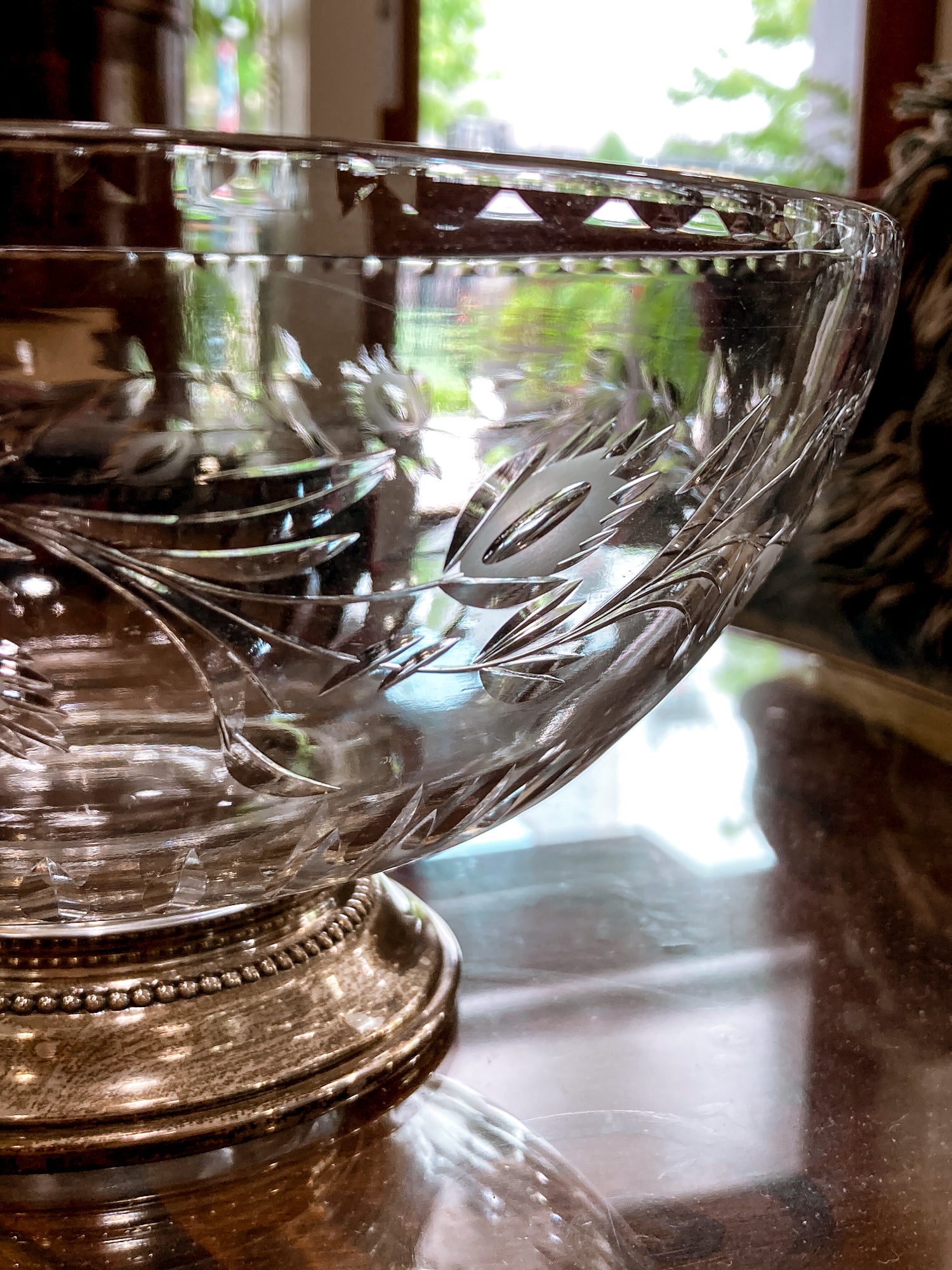  Vintage 1950s Floral Vine Motif Hand Engraved Sterling Silver Footed Base Glass Bowl