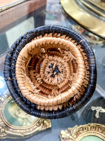 Vintage 1950s H. Gumede South African Zulu Hand Woven Lidded Basket