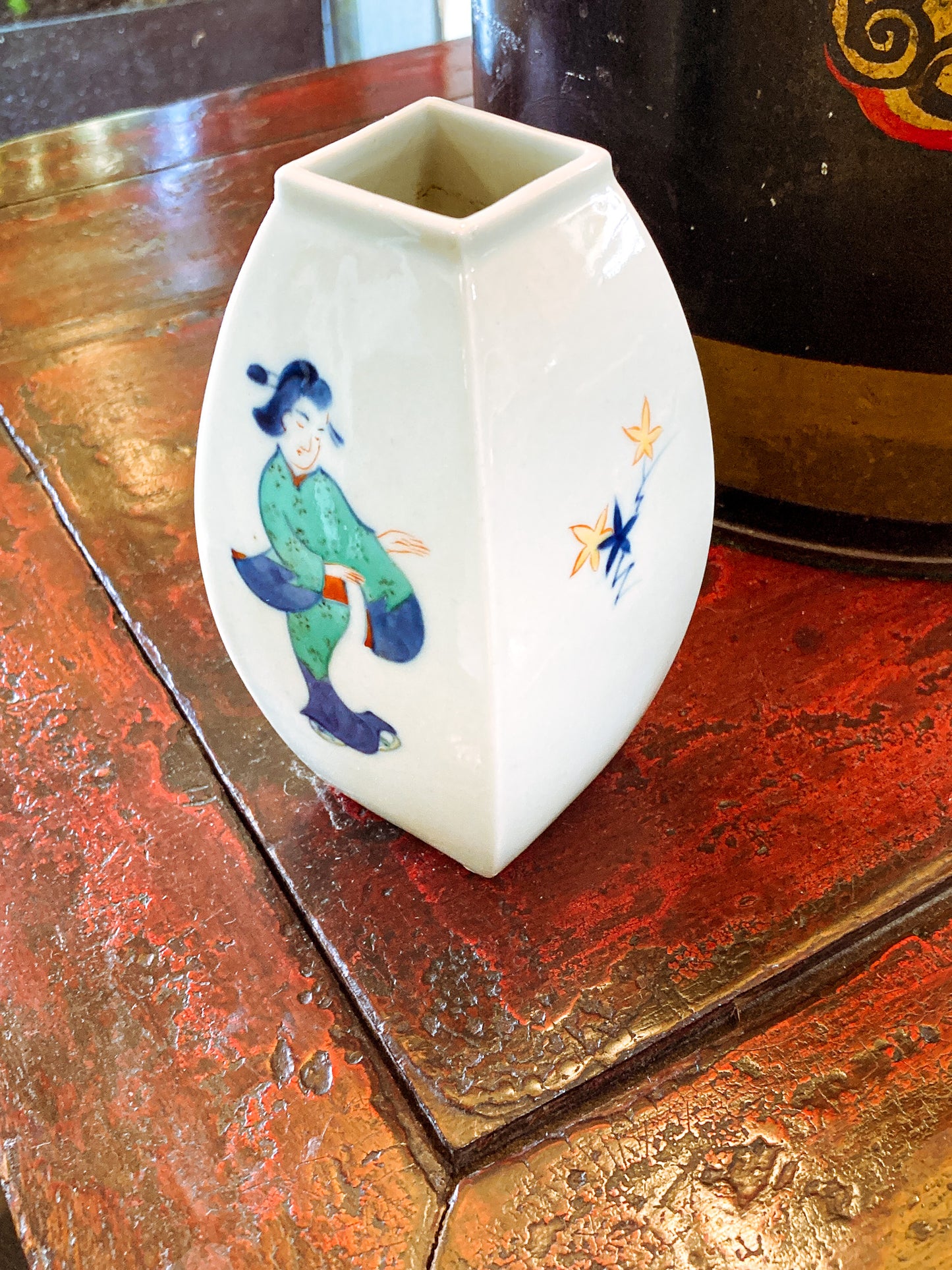 Vintage Hand Painted White Porcelain Bowed Cabinet Vase Japan 1950s