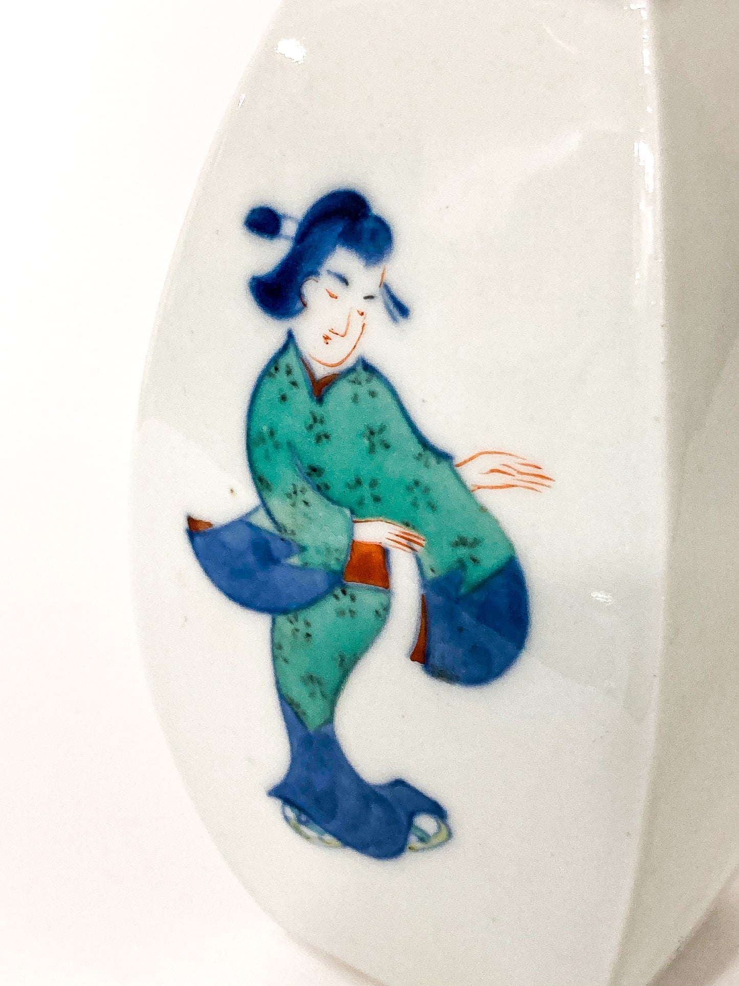 Vintage Hand Painted White Porcelain Bowed Cabinet Vase Japan 1950s Close Up Geisha