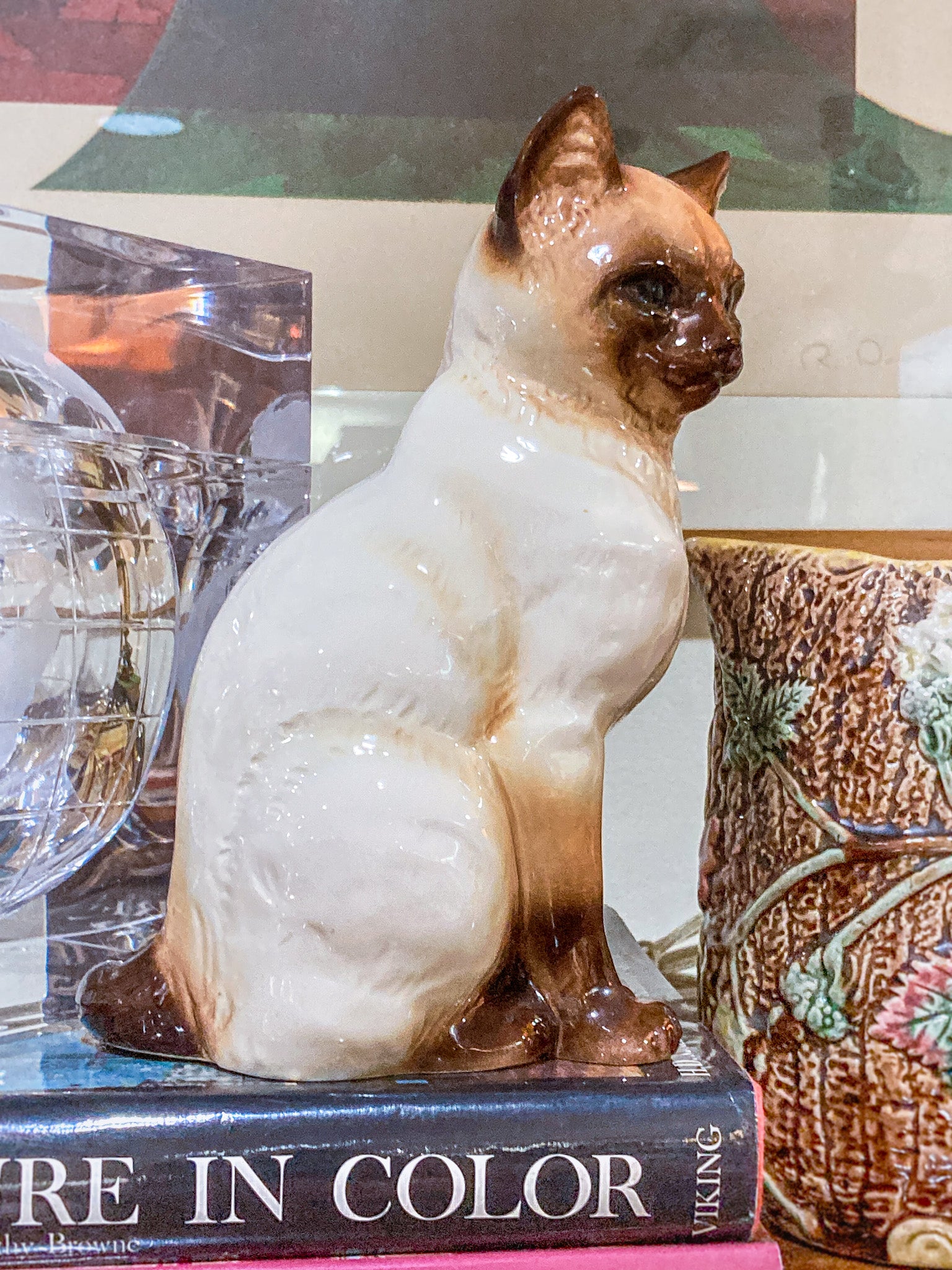 Vintage 1970s Siamese Cat Goebel #2438 Sculptural Porcelain Figurine