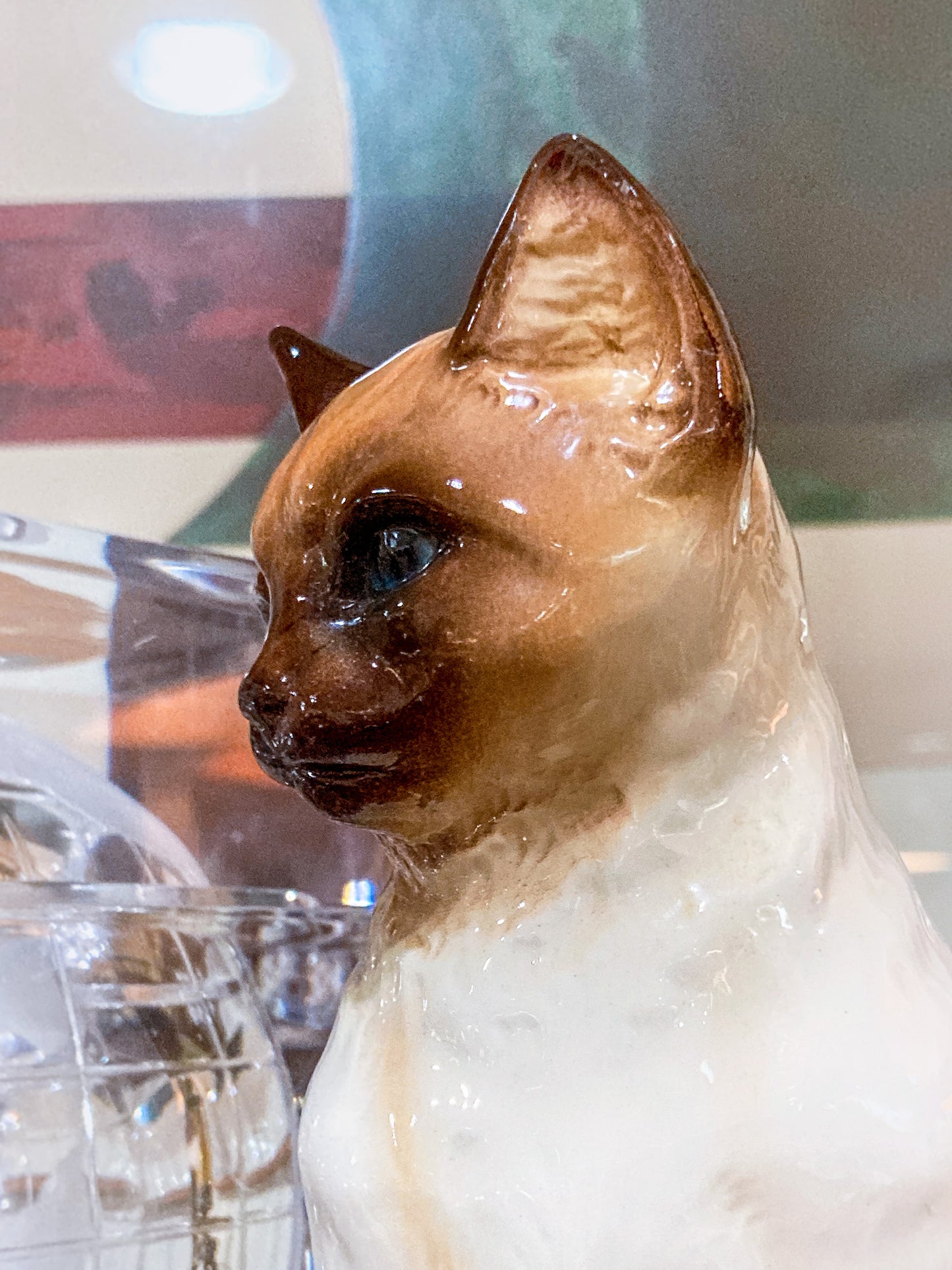 Vintage 1970s Siamese Cat Goebel #2438 Sculptural Porcelain Figurine