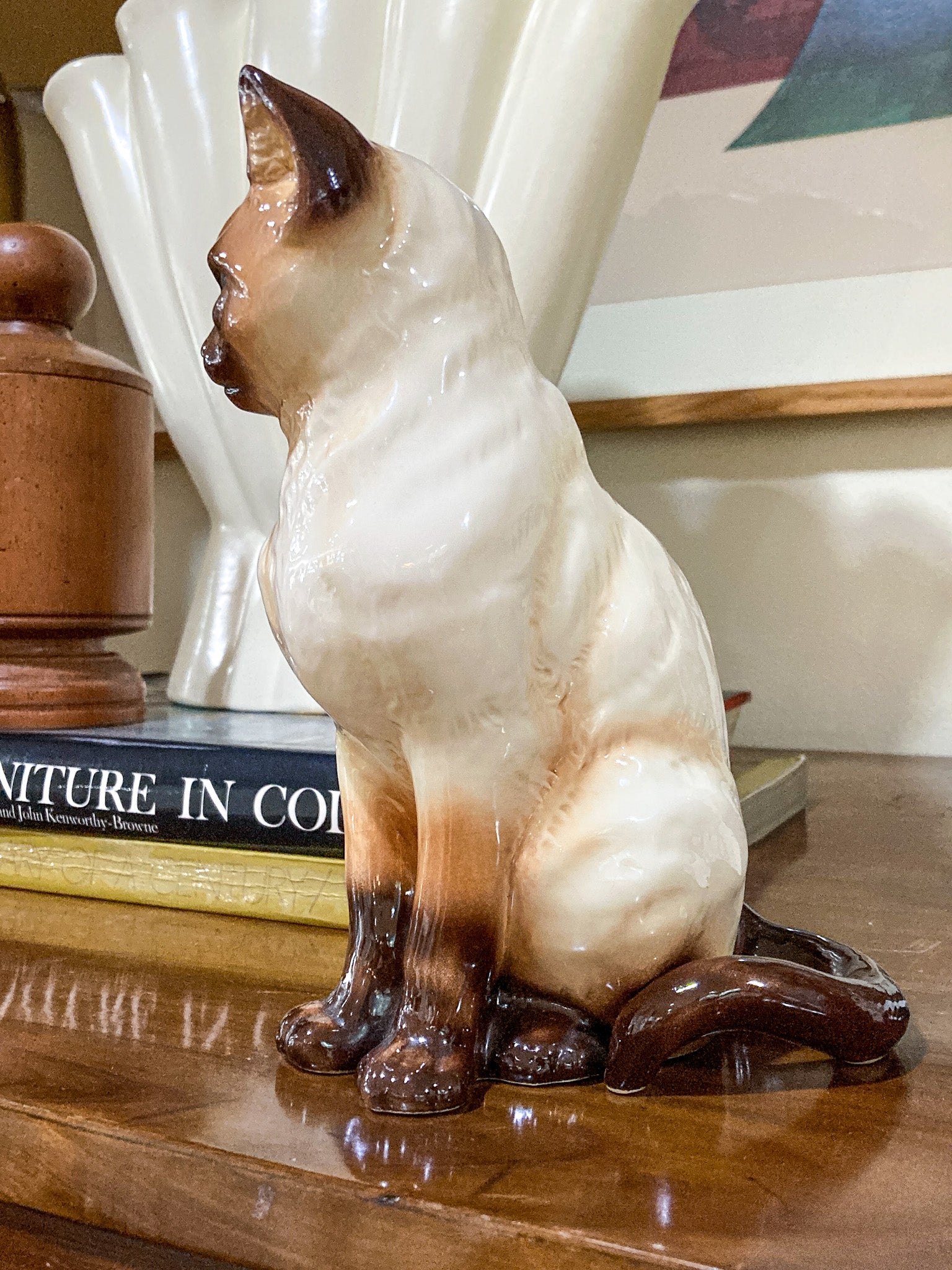Vintage 1970s Siamese Cat Goebel #2438 Sculptural Porcelain Figurine