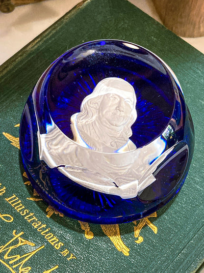 Vintage 1975 Benjamin Franklin Baccarat Franklin Mint Cobalt Glass Paperweight