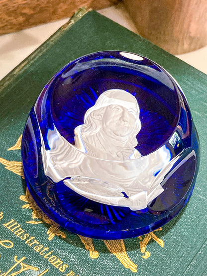 Vintage 1975 Benjamin Franklin Baccarat Franklin Mint Cobalt Glass Paperweight