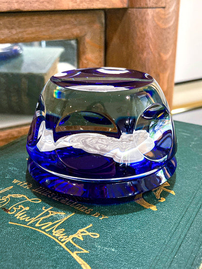 Vintage 1975 Benjamin Franklin Baccarat Franklin Mint Cobalt Glass Paperweight
