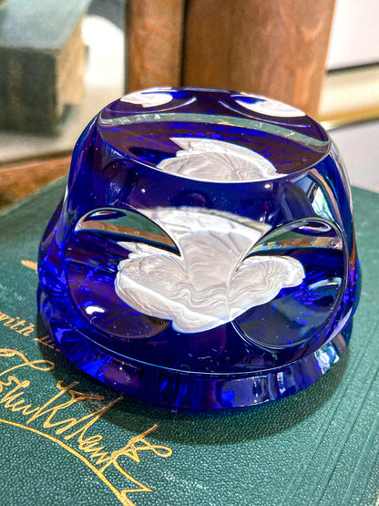 Vintage 1975 Benjamin Franklin Baccarat Franklin Mint Cobalt Glass Paperweight