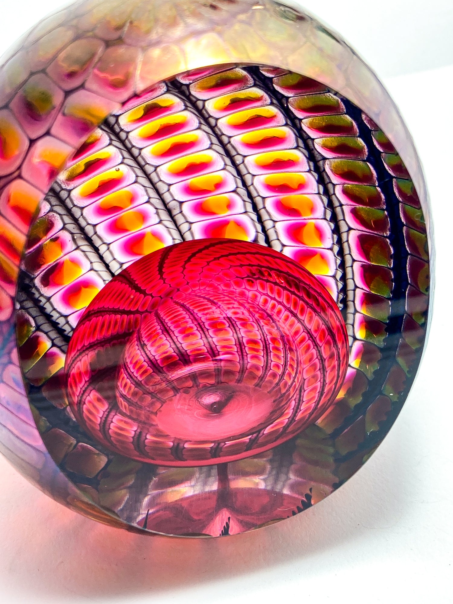 Vintage 1996 Tom Philabaum Handblown Reptile Skin Bubble Glass Paperweight