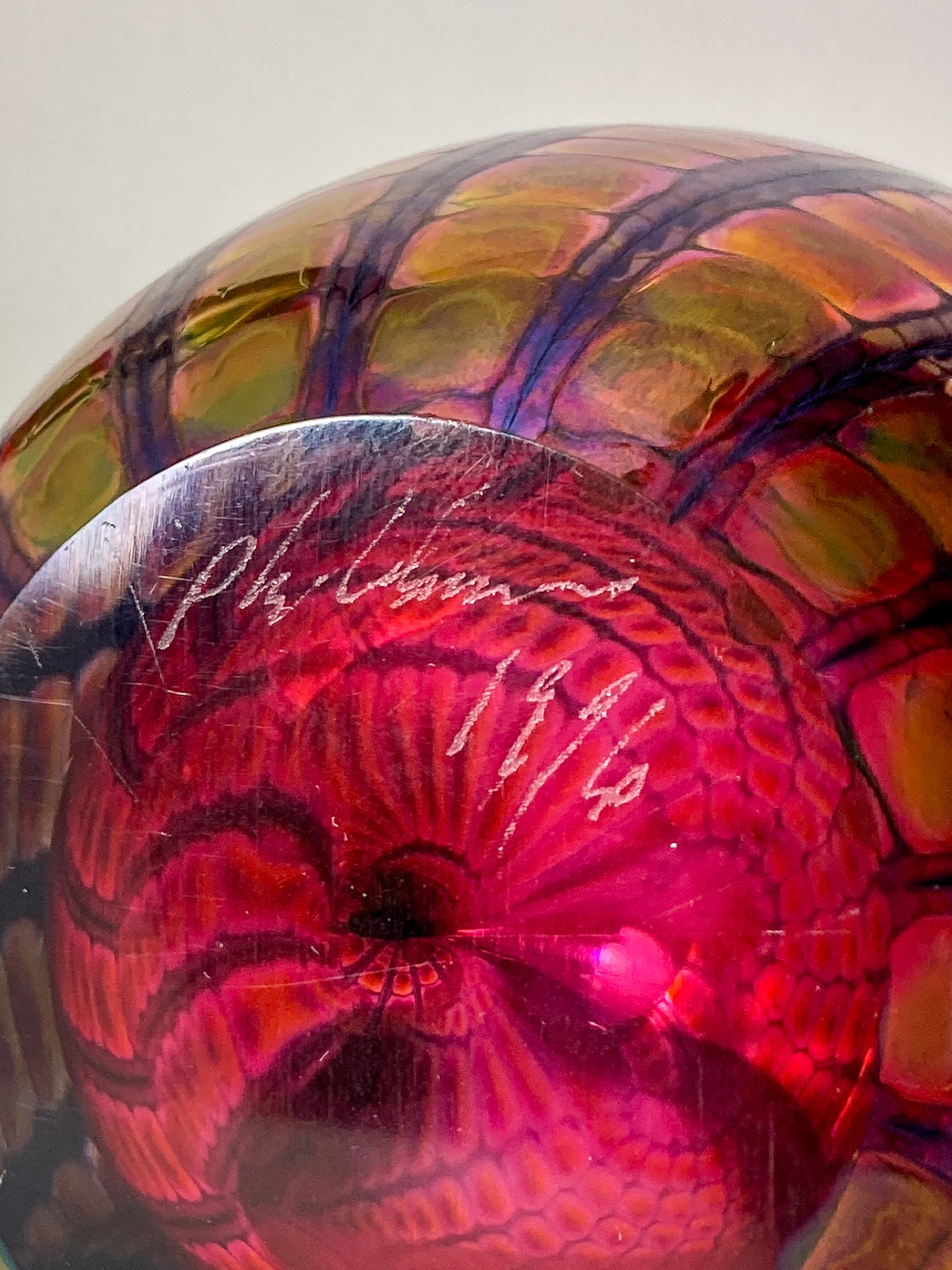 Vintage 1996 Tom Philabaum Handblown Reptile Skin Bubble Glass Paperweight