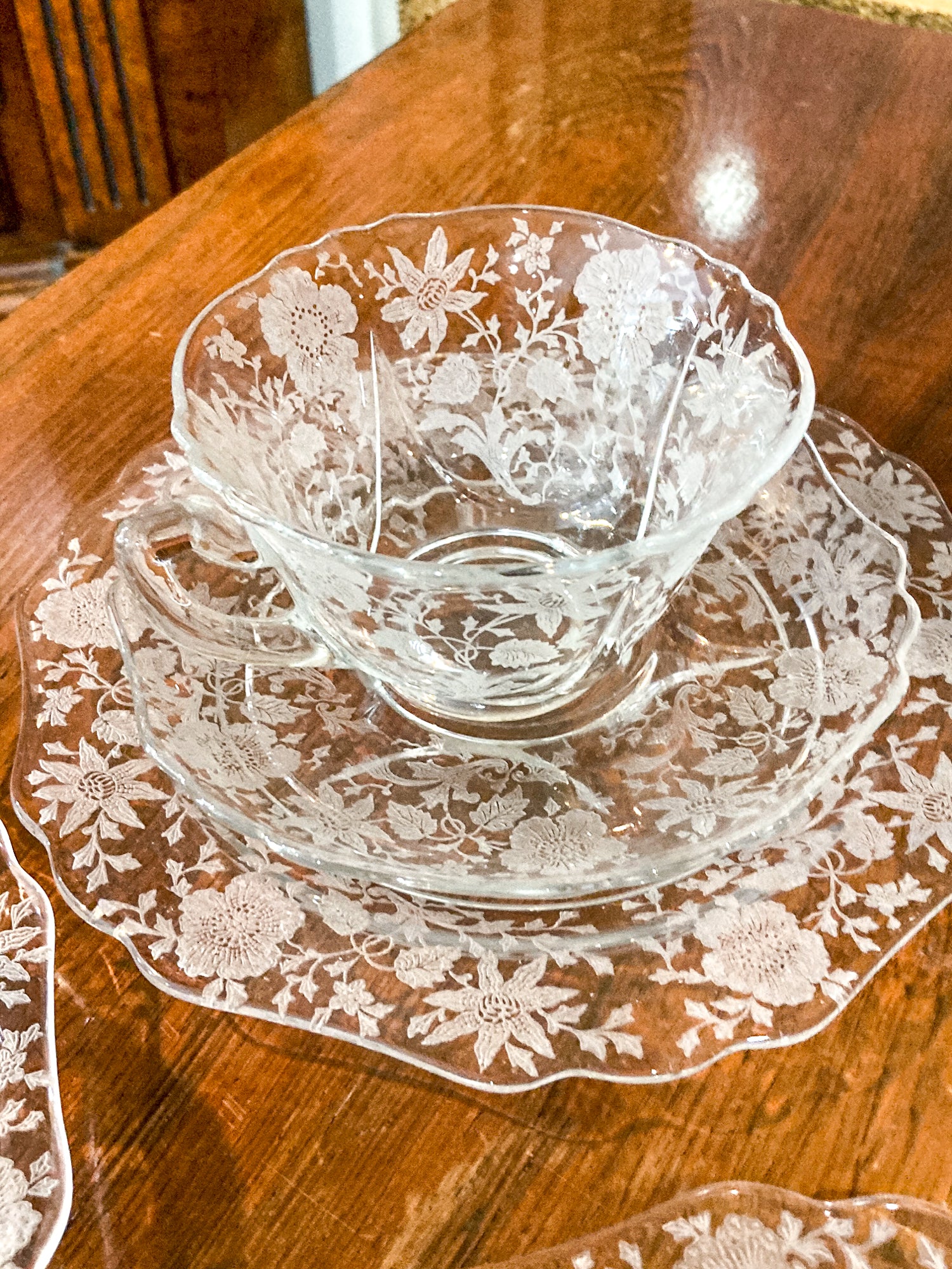 Vintage 3-Piece Four Settings Cambridge Wildflower Etched Glass Cup Saucer Plate Set