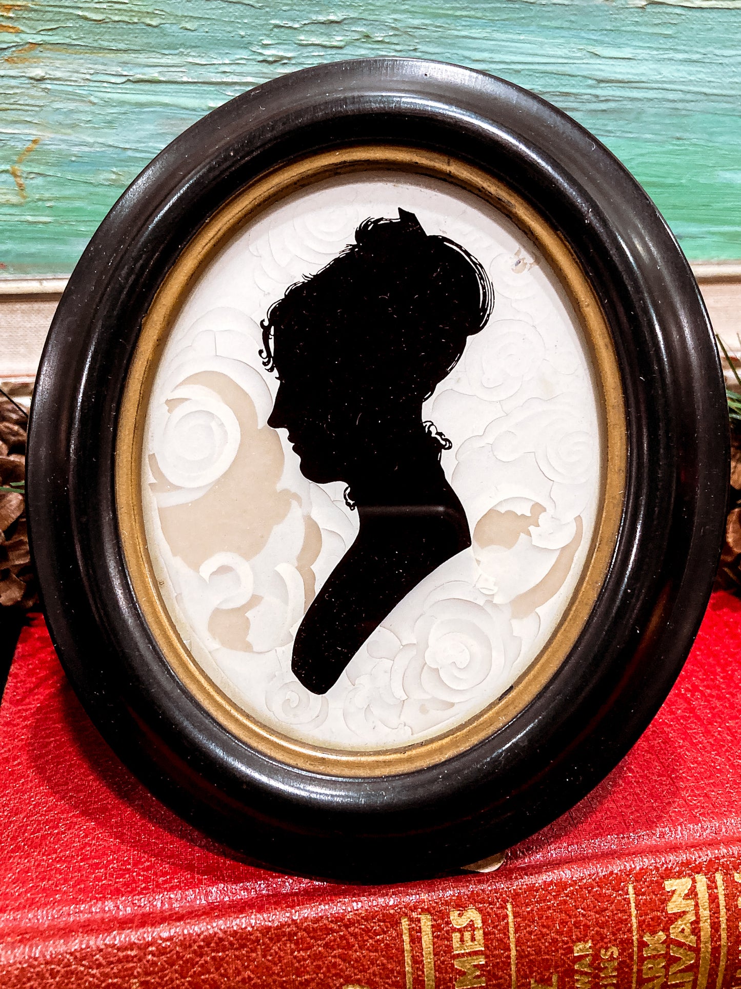 Pair Antique Style 19th Century Massachusetts Figures Framed Silhouettes