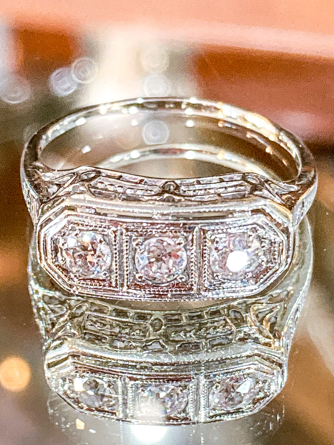Vintage Art Deco 10K White Gold Filigree Triple Diamond Round Cut Ring