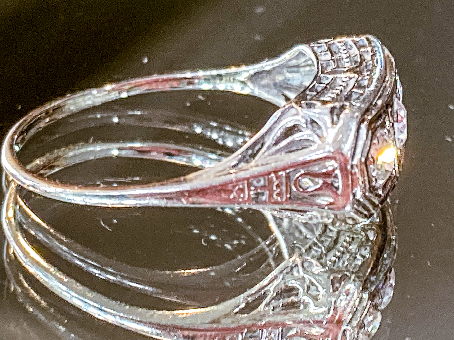 Vintage Art Deco 10K White Gold Filigree Triple Diamond Round Cut Ring