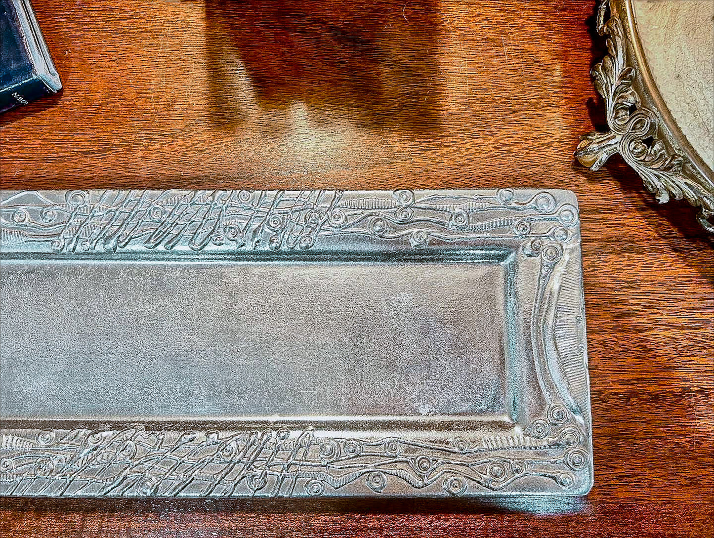 Vintage Don Drumm Studio Aluminum Metal Rectangular Narrow Platter Tray