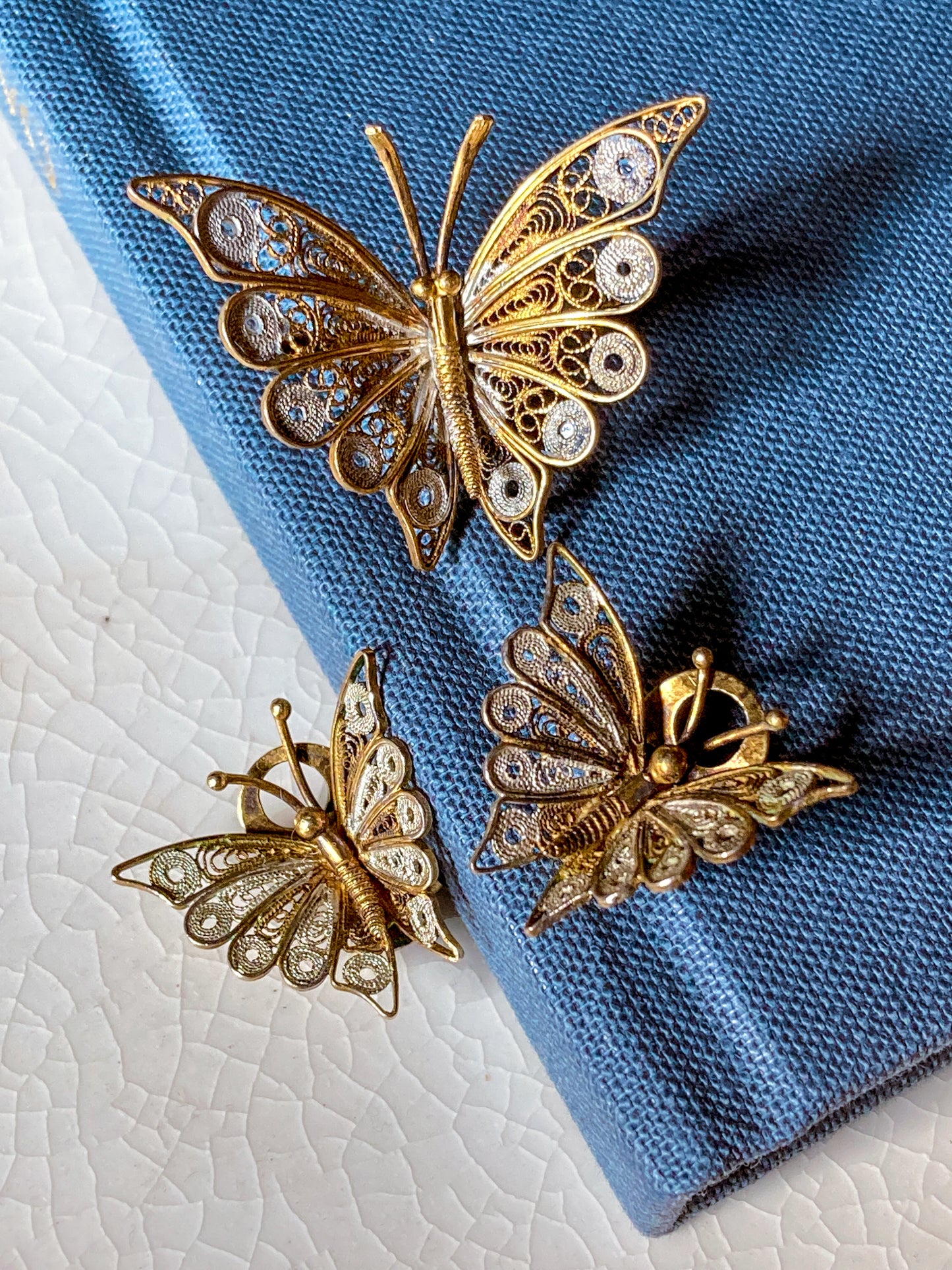 Vintage Enameled 800 Silver Filigree Butterfly Brooch Clip Earrings Set