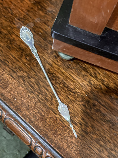 Vintage Engraved Sterling Silver Butter Pick