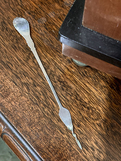Vintage Engraved Sterling Silver Butter Pick