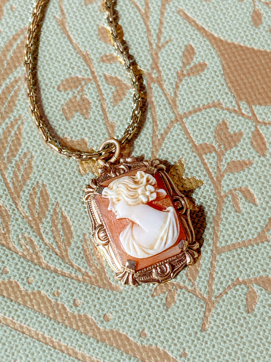 Vintage Gold-Filled Neoclassical Style Cameo Pendant Necklace Chain