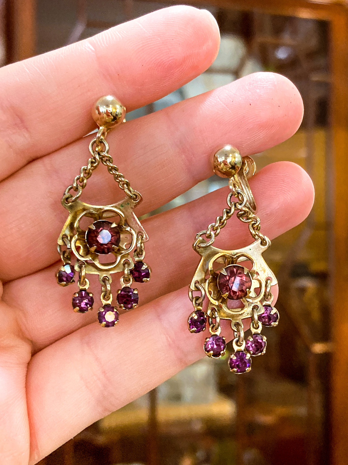 Vintage Gold Tone Amethyst Rhinestone Screw Back Dangle Earrings