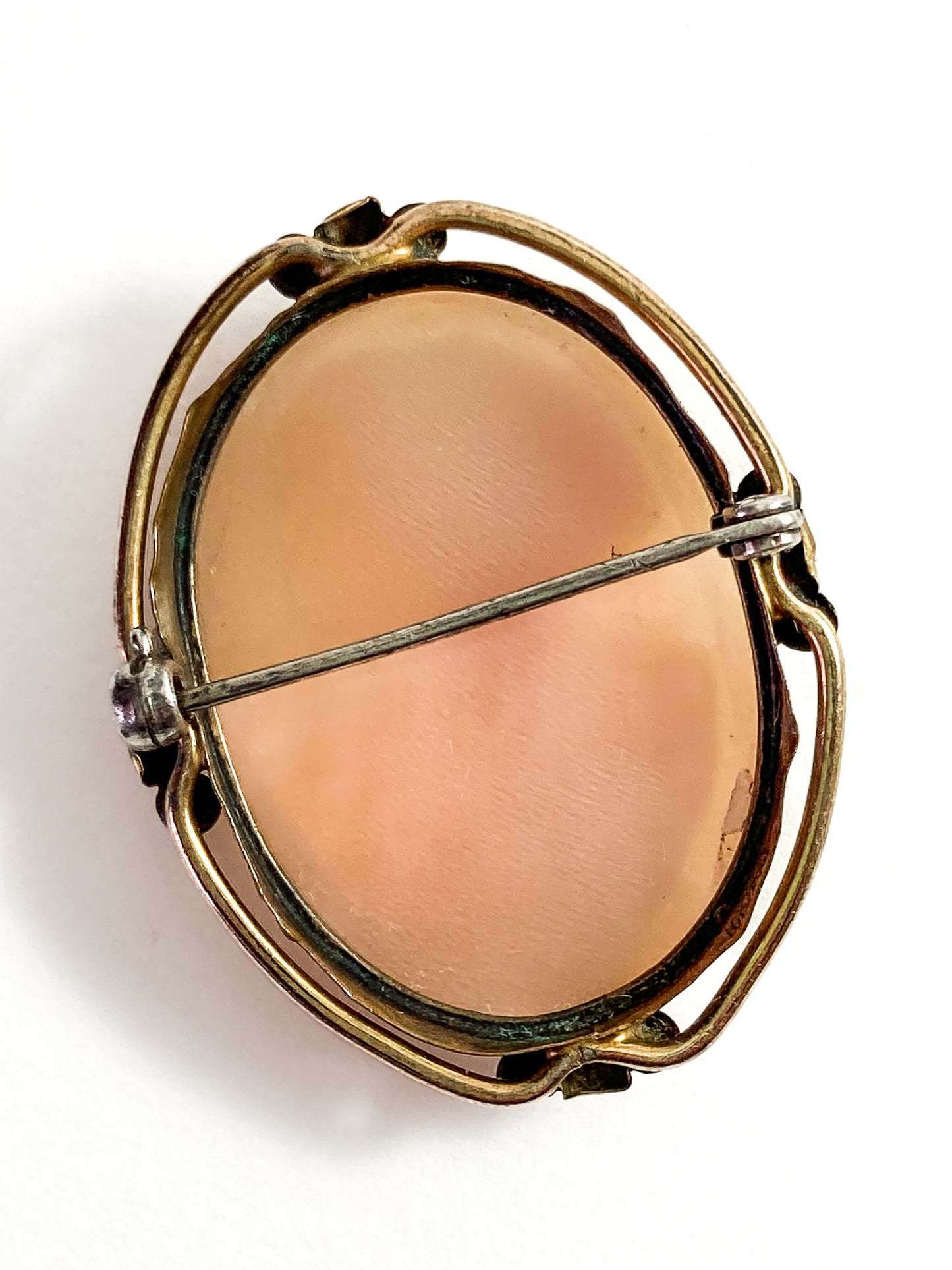 Vintage Gold Tone Neo-Classical Style Italian Oval Cameo Brooch Pin