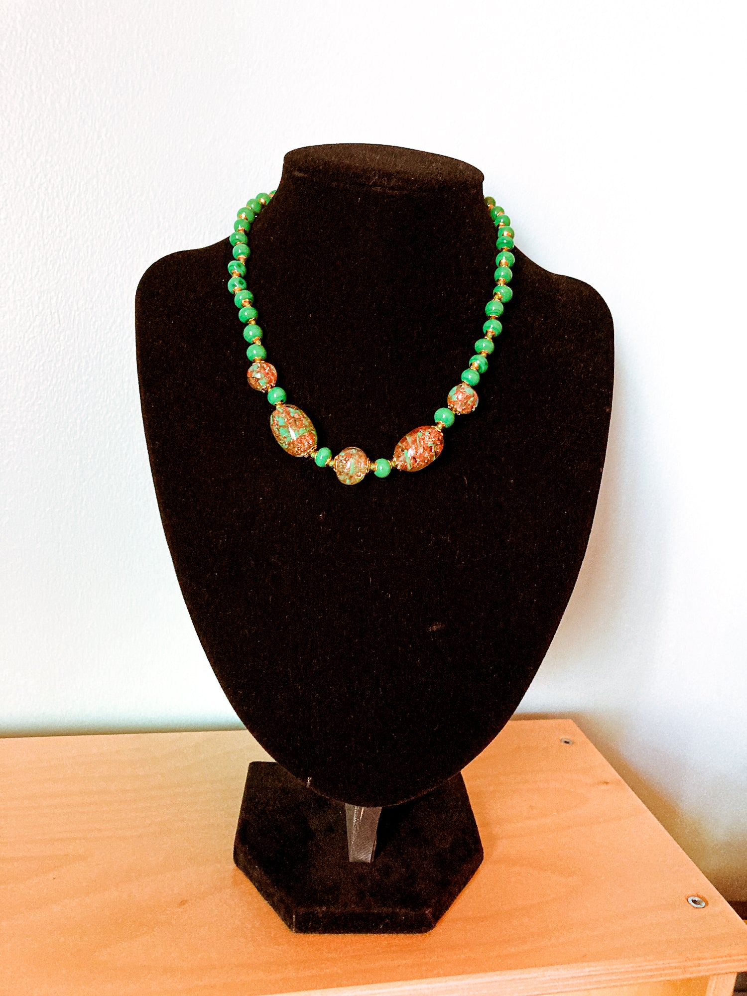 Vintage Green Metallic Gold Venetian Murano Glass Bead Italian Choker Necklace
