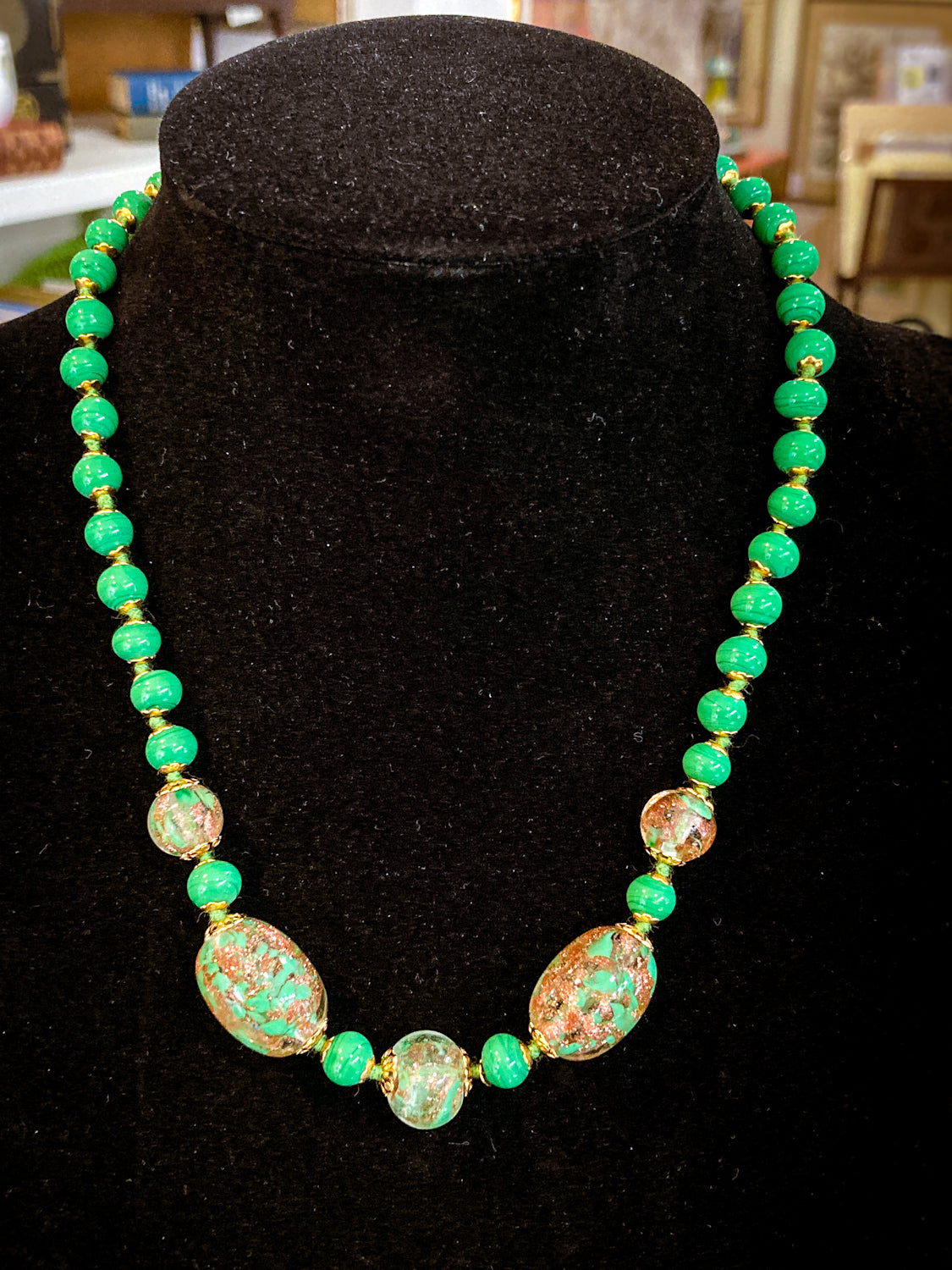Vintage Green Metallic Gold Venetian Murano Glass Bead Italian Necklace