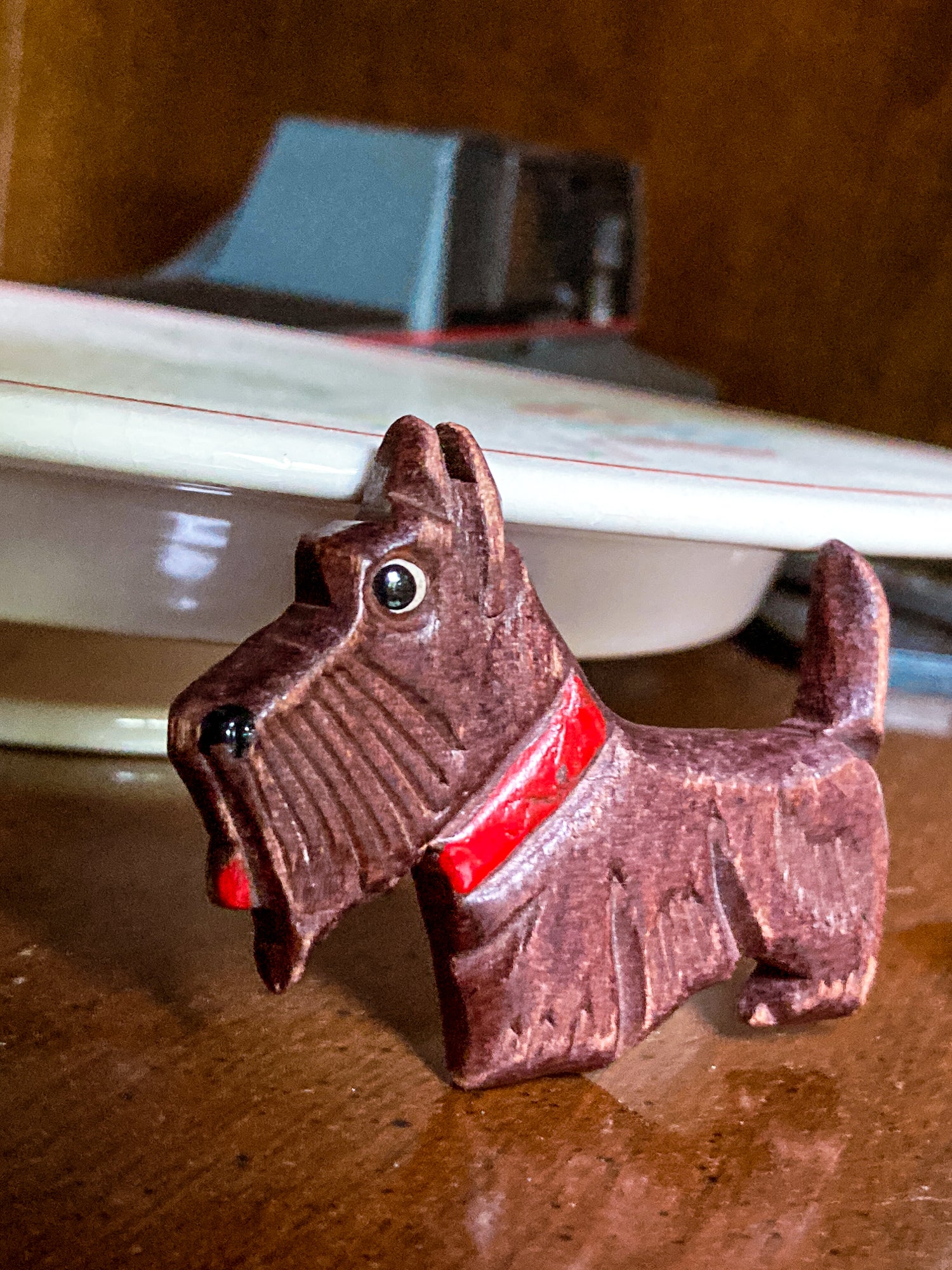 Vintage Hand Carved Painted Wooden Scottie Dog Large Brooch Pin