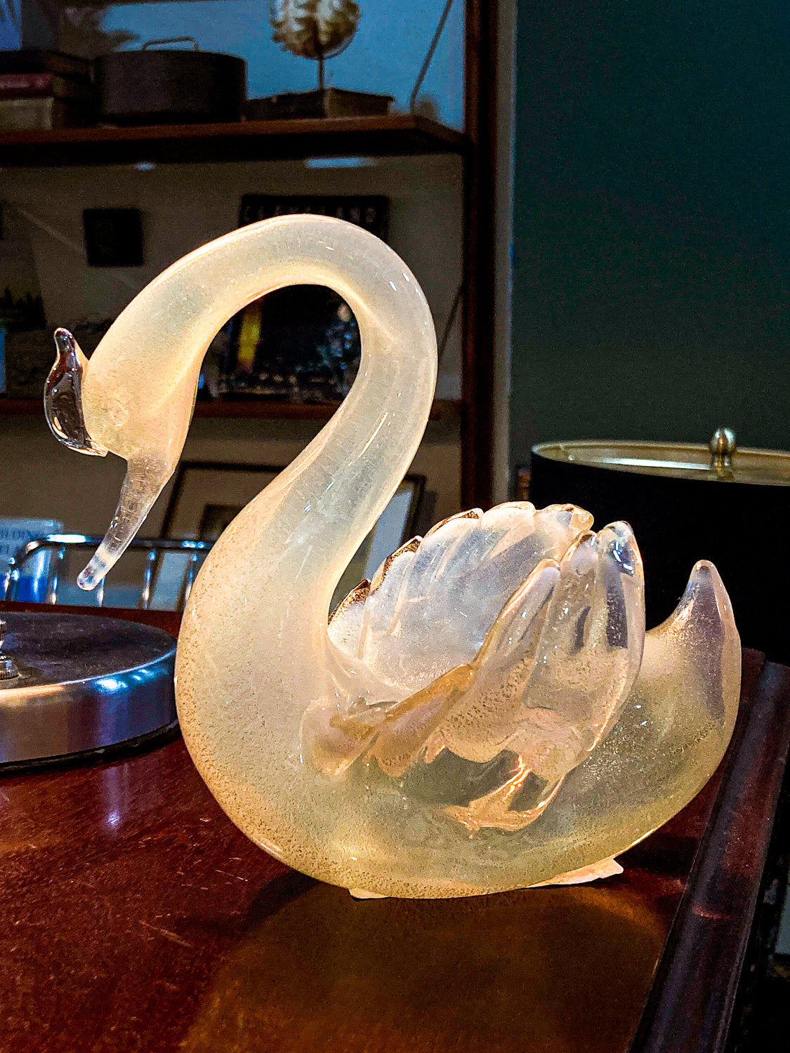 Vintage Hand Blown Gold Glitter Fleck Italian Seguso Murano Glass Swan Sculpture