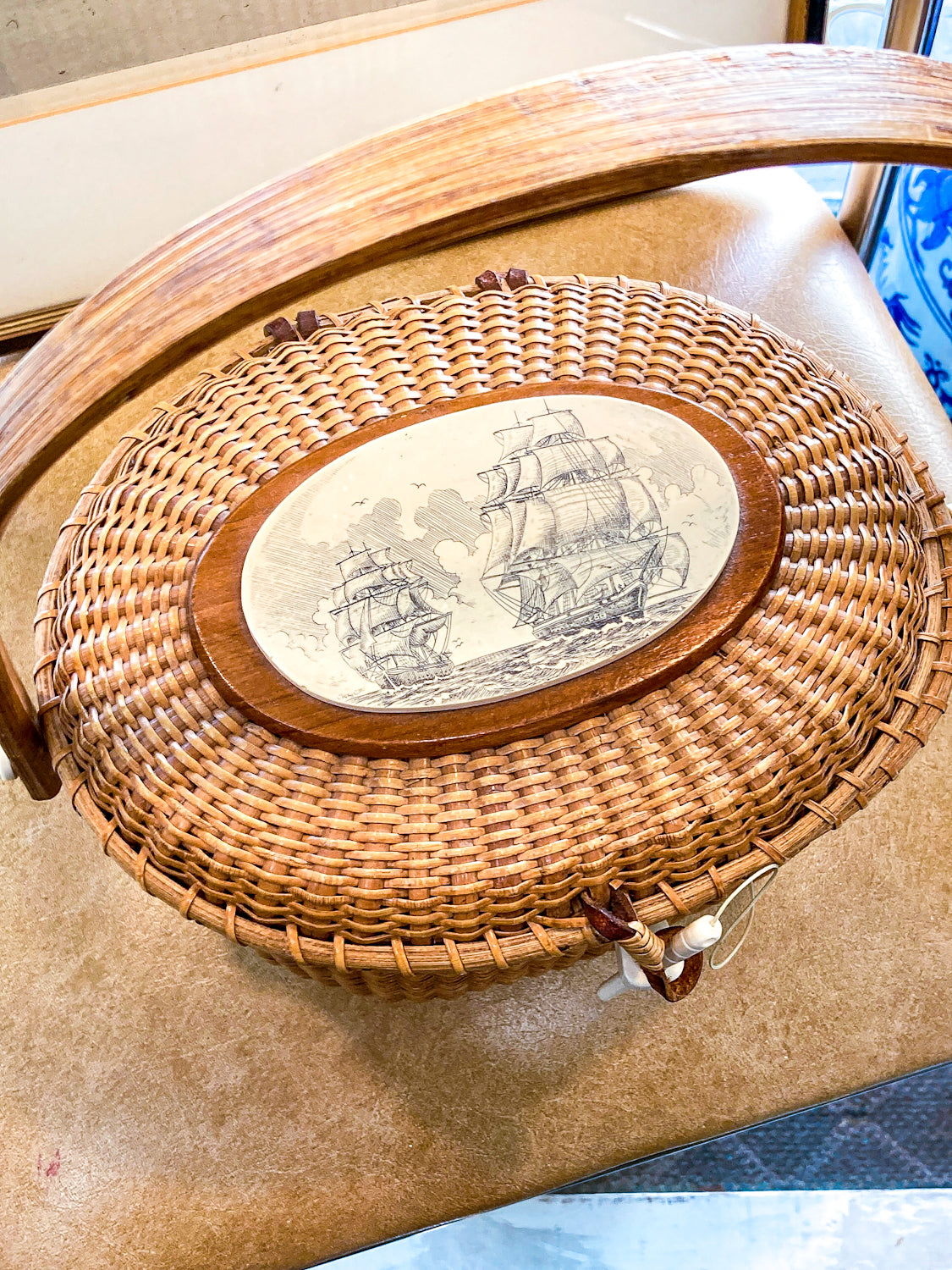Vintage Handmade Ivoryite Scrimshaw Farnum Nantucket Basket Handbag