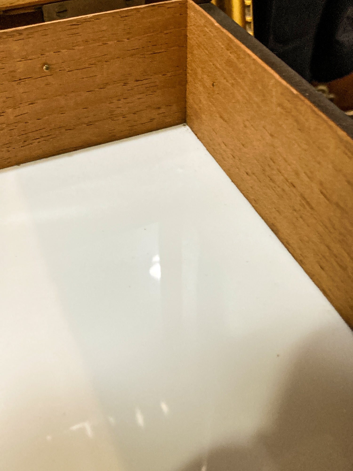 Vintage 1970s Charcoal Milk Glass Lined Lidded Humidor Cigar Box