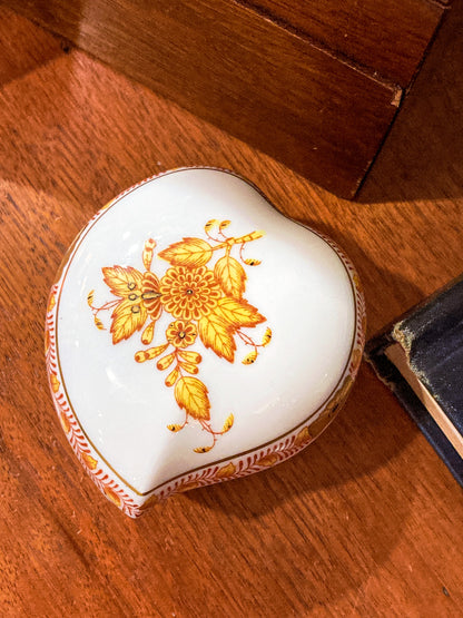 Vintage Herend Hand Painted Autumn Chinese Bouquet Heart Porcelain Box