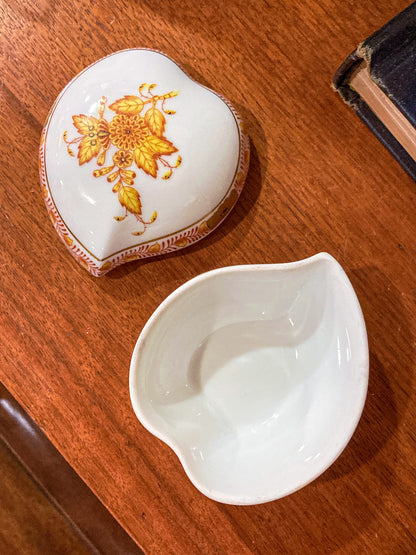 Vintage Herend Hand Painted Autumn Chinese Bouquet Heart Porcelain Box