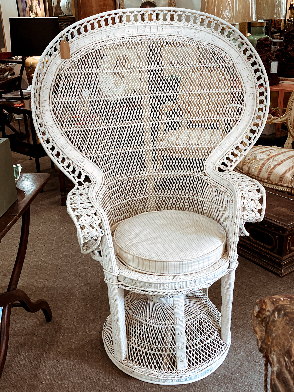 Gorgeous Vintage Antique-Inspired Intricately Woven White Wicker Peacock Chair