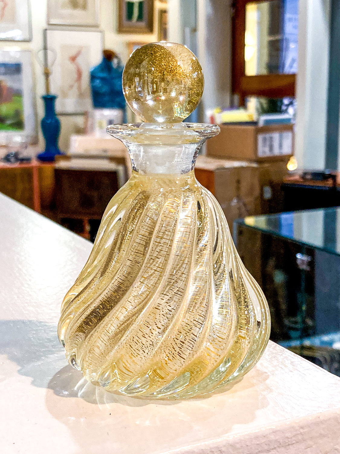 Vintage Murano Italian Hand Blown Mesmerizing Gold Fleck Glass Scent Bottle