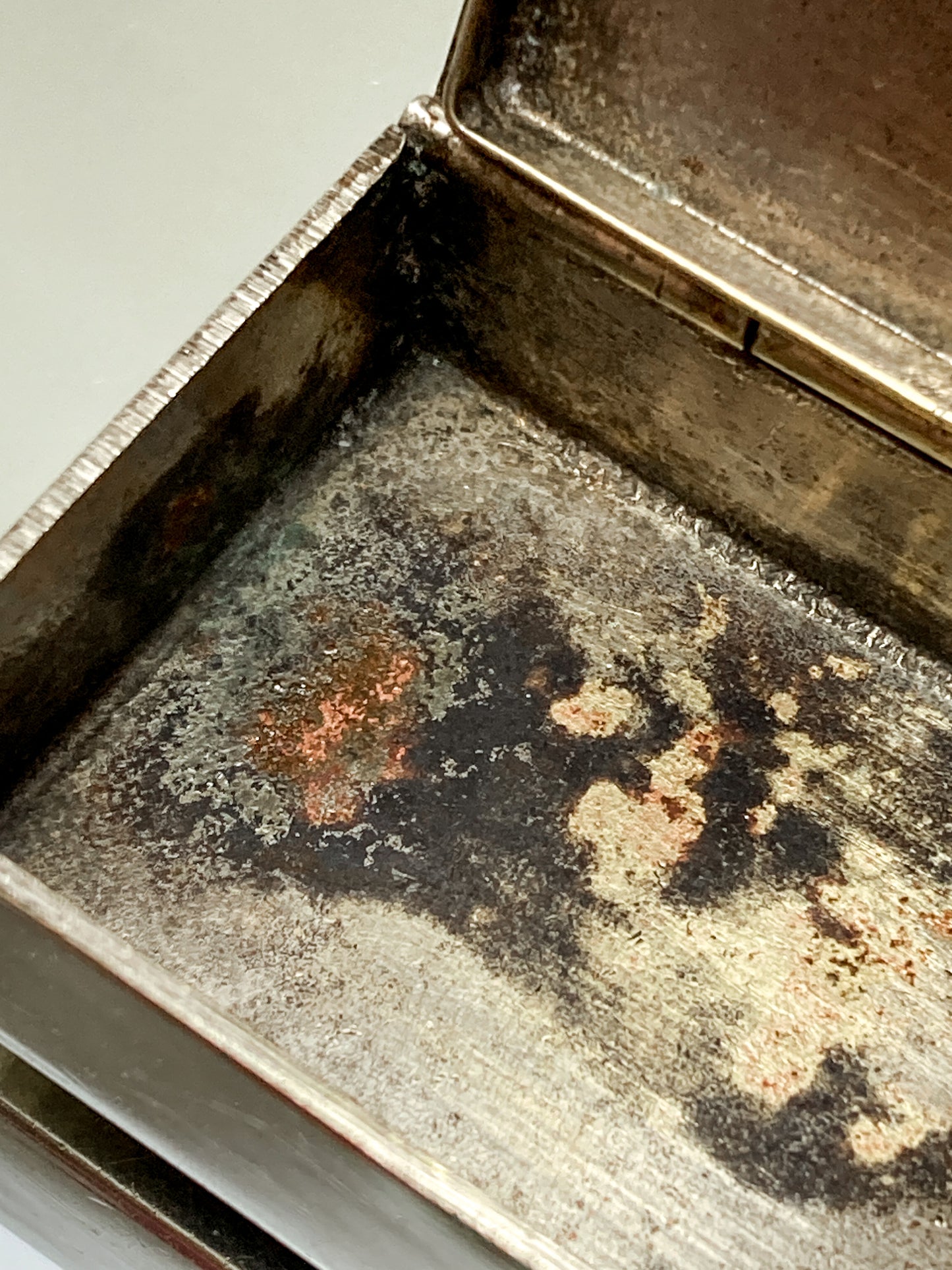 Vintage Italian Silver Miniature Hinged Pillbox Trinket Box