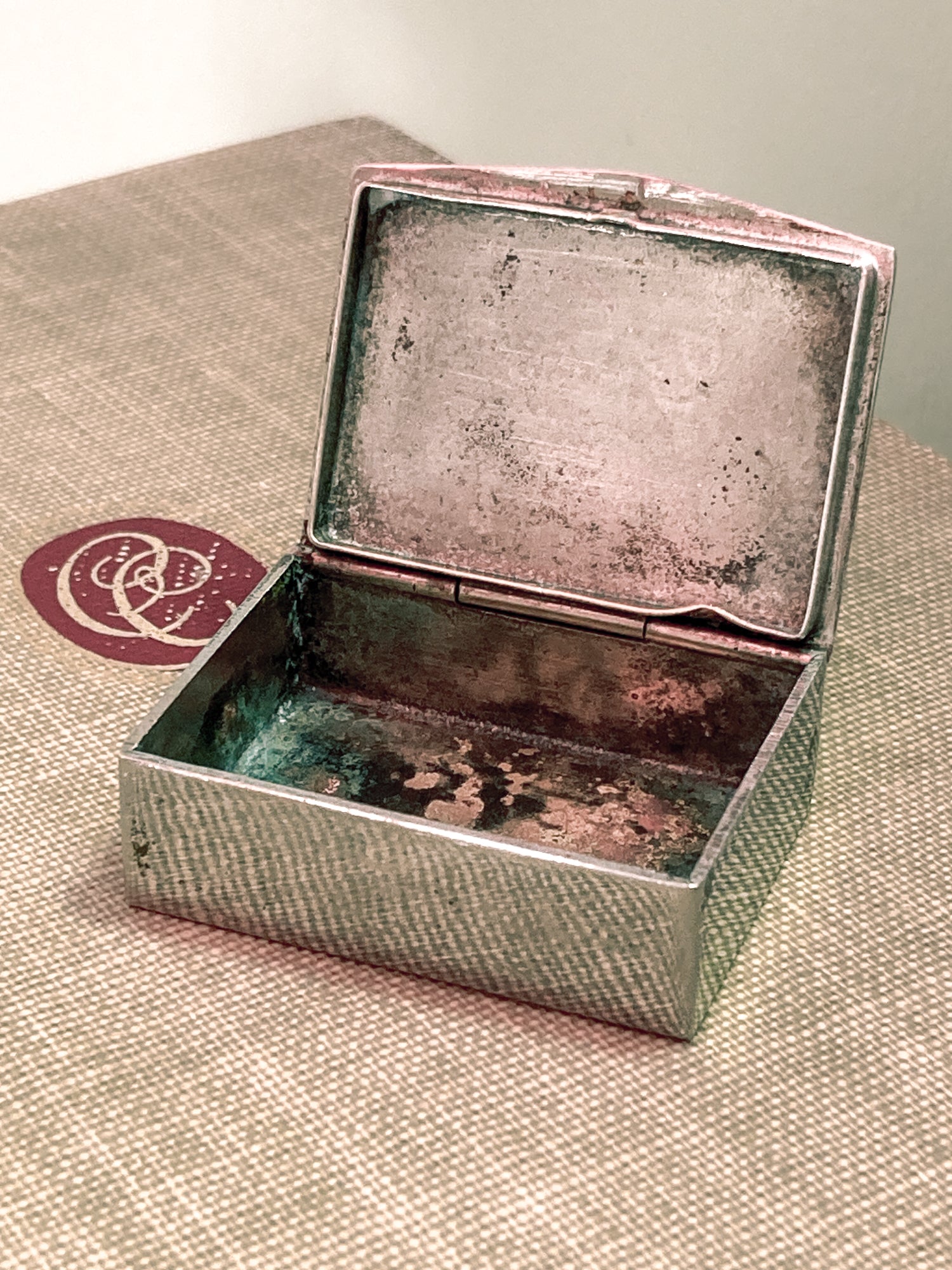 Vintage Italian Silver Miniature Hinged Pillbox Trinket Box