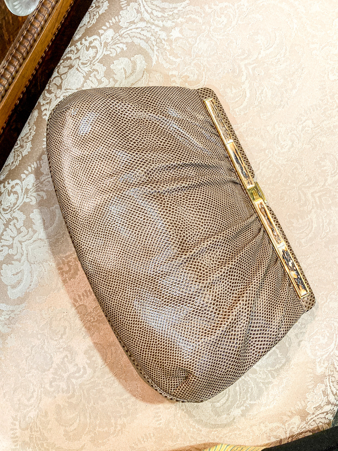 Vintage Judith Leiber Horn Lizard Leather Beige Handbag Clutch Crossbody Purse