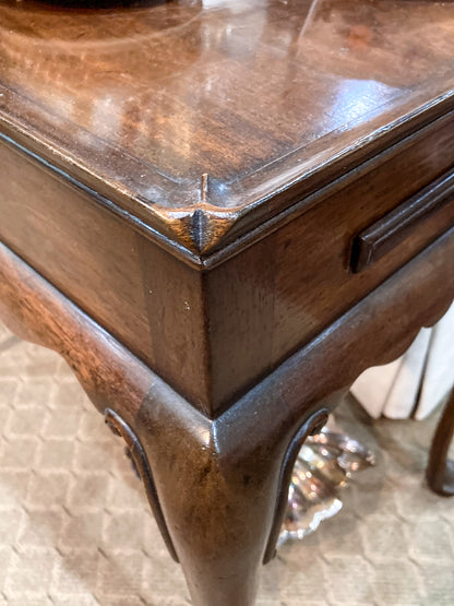 Vintage Kittinger Queen Anne Style Mahogany Accent Tea Table