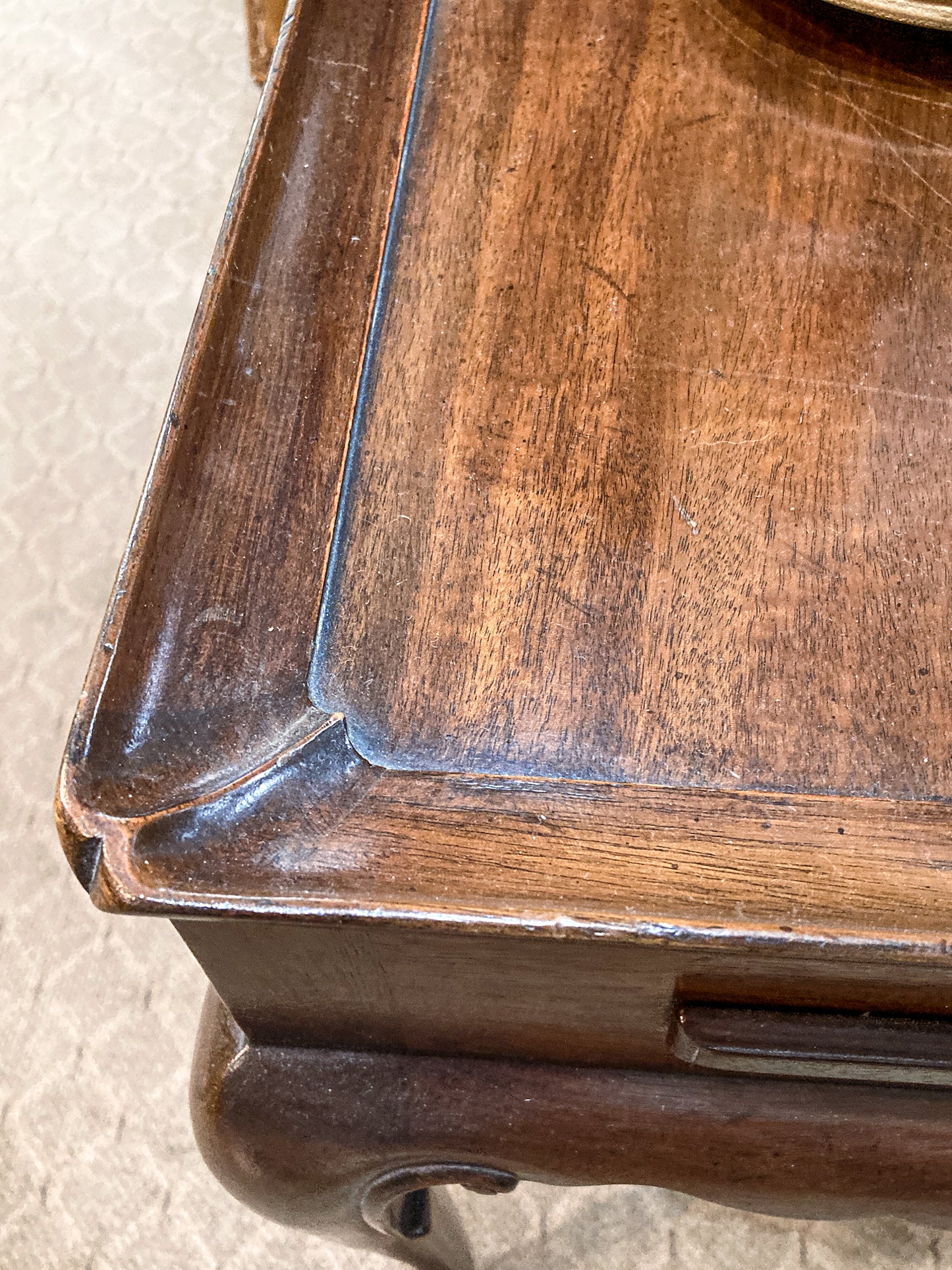 Vintage Kittinger Queen Anne Style Mahogany Accent Tea Table