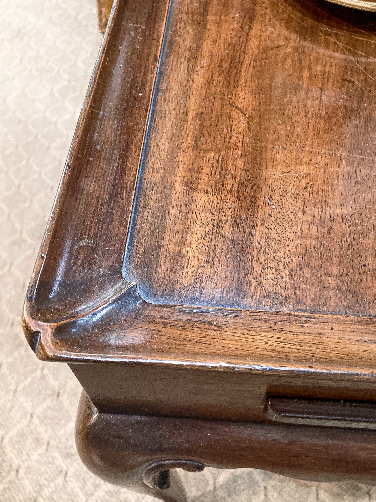 Vintage Kittinger Queen Anne Style Mahogany Accent Tea Table