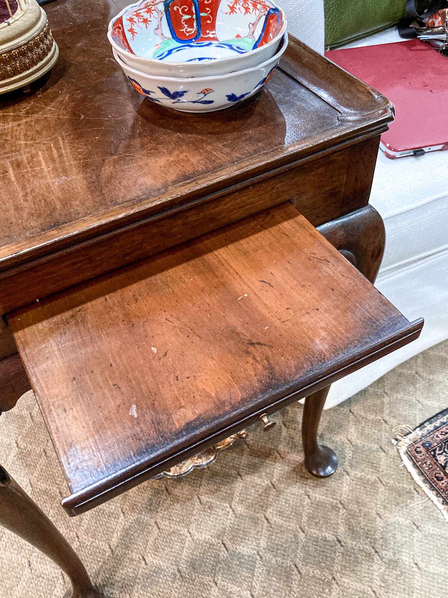 Vintage Kittinger Queen Anne Style Mahogany Accent Tea Table