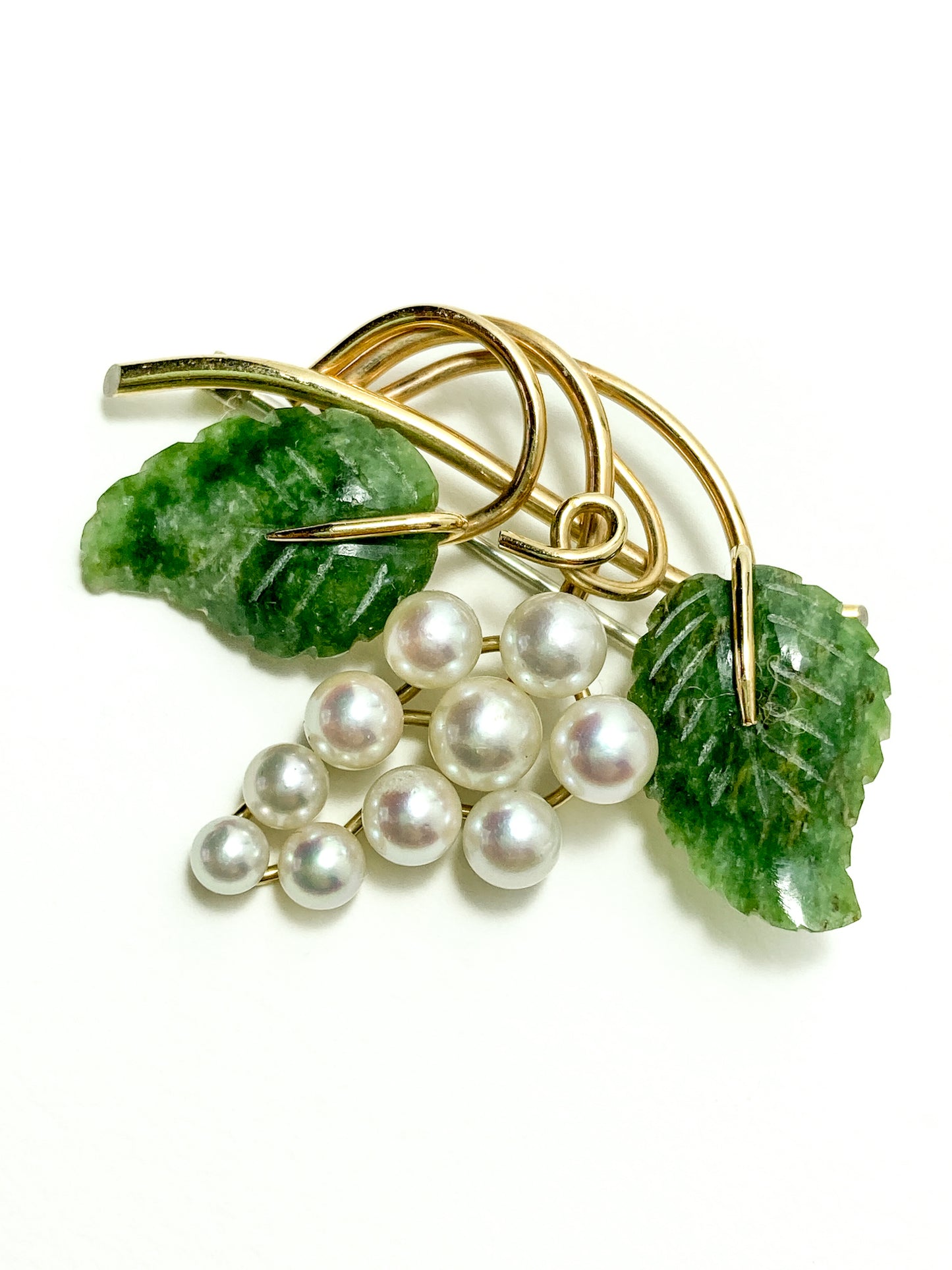 Vintage Krementz Nephrite Pearl Grapes Gold Coated Earrings Brooch Set