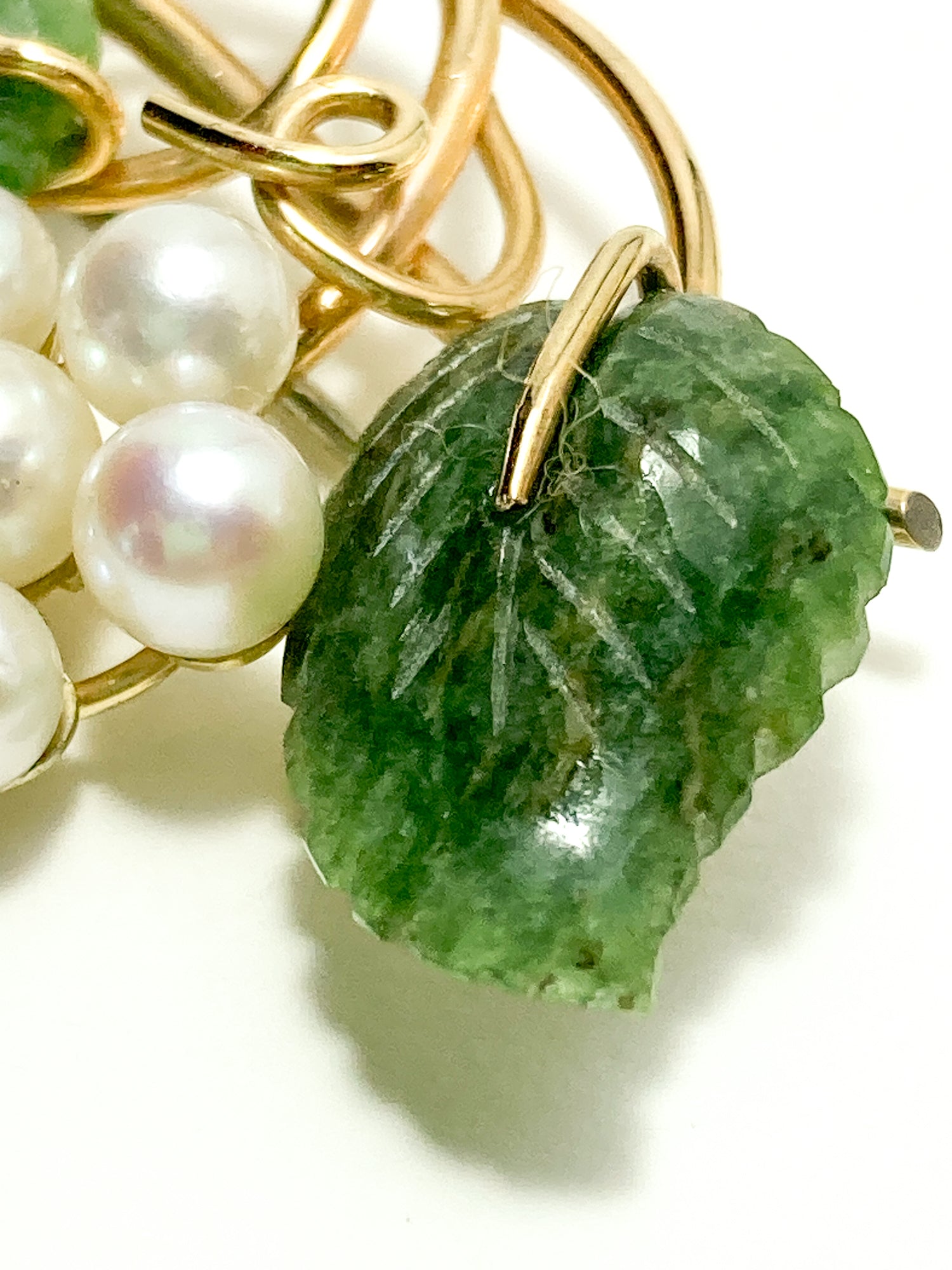 Vintage Krementz Nephrite Pearl Grapes Gold Coated Earrings Brooch Set