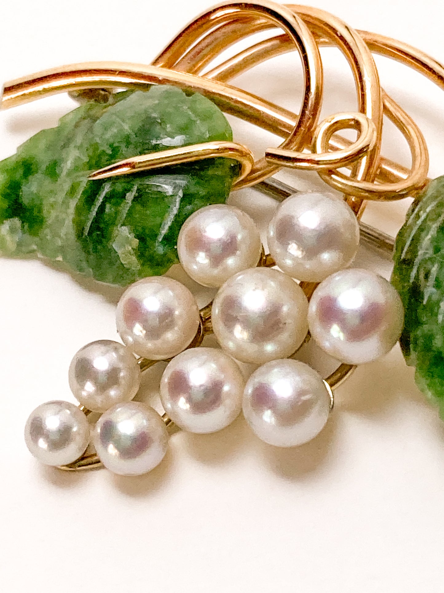 Vintage Krementz Nephrite Pearl Grapes Gold Coated Earrings Brooch Set